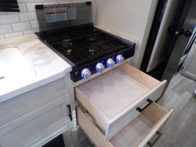 2022 Jayco 2022 Jayco Jay Feather - thumbnail 22