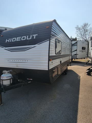 2022 Keystone RV 2022 Keystone RV Hideout - thumbnail 4