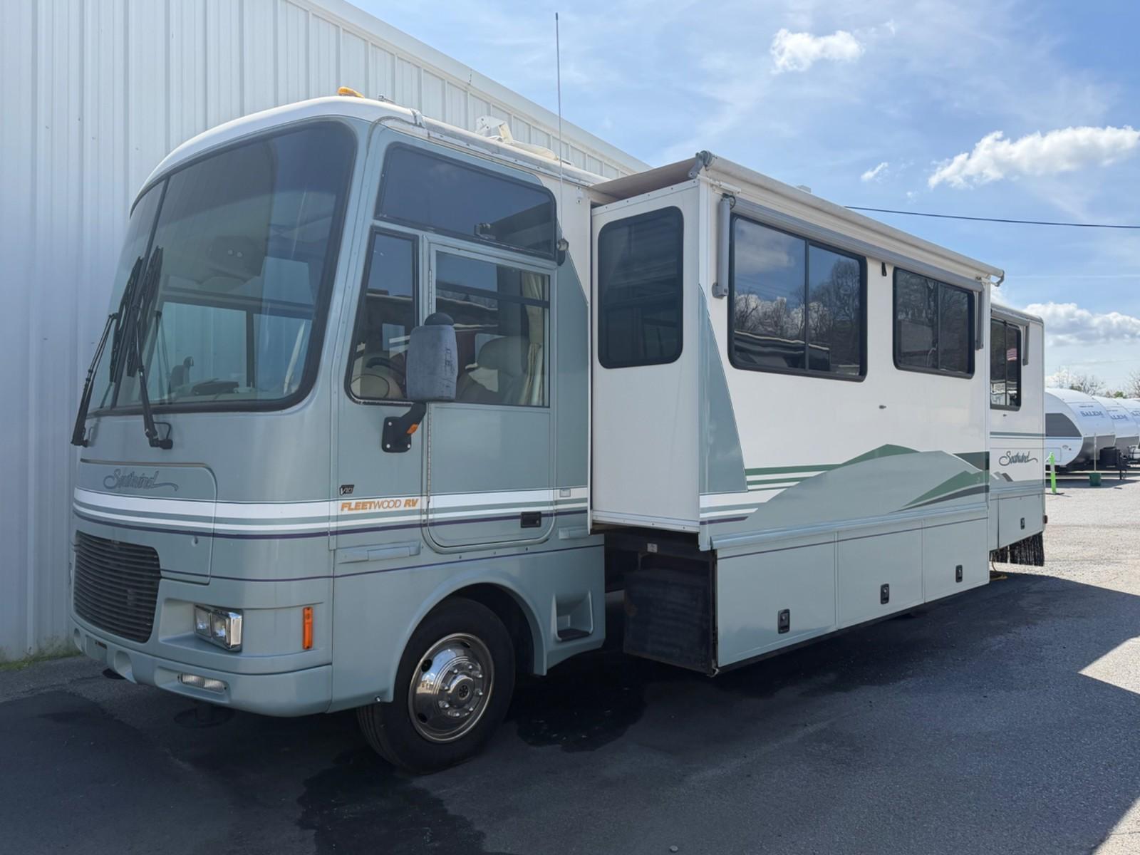 2000 Fleetwood 2000 Fleetwood Southwind - thumbnail 3