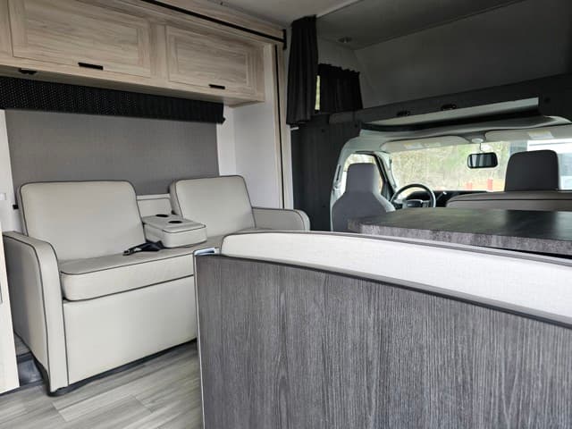 2024 Forest River 2024 Forest River Forester - thumbnail 13