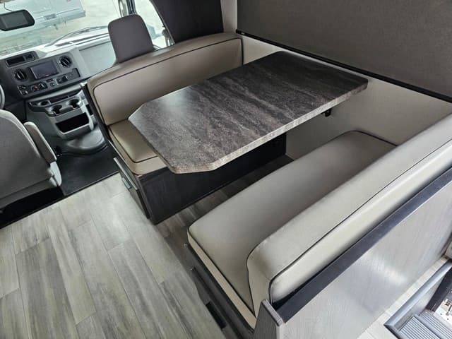 2024 Forest River 2024 Forest River Forester - thumbnail 15