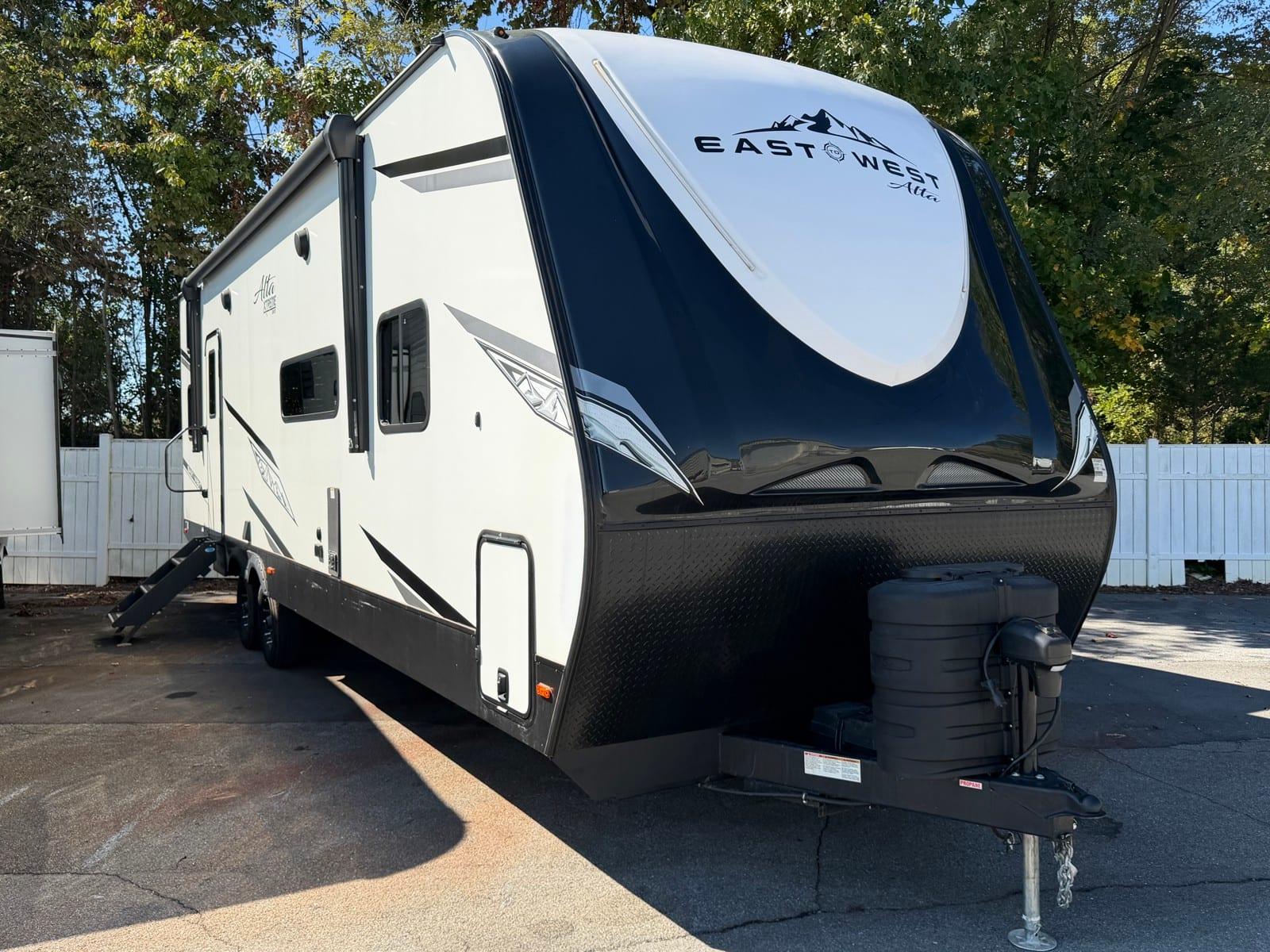 2024 East To West Alta Xtreme 365 3100KXT