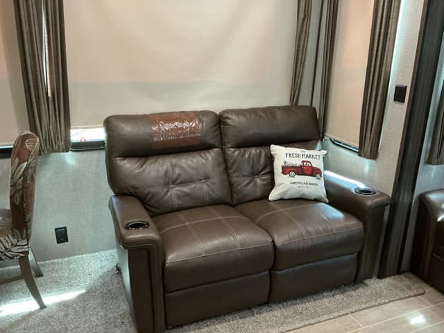 2020 Keystone RV 2020 Keystone RV Alpine - thumbnail 23