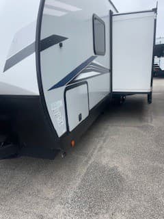 2022 Forest River 2022 Forest River Alpha Wolf - thumbnail 4