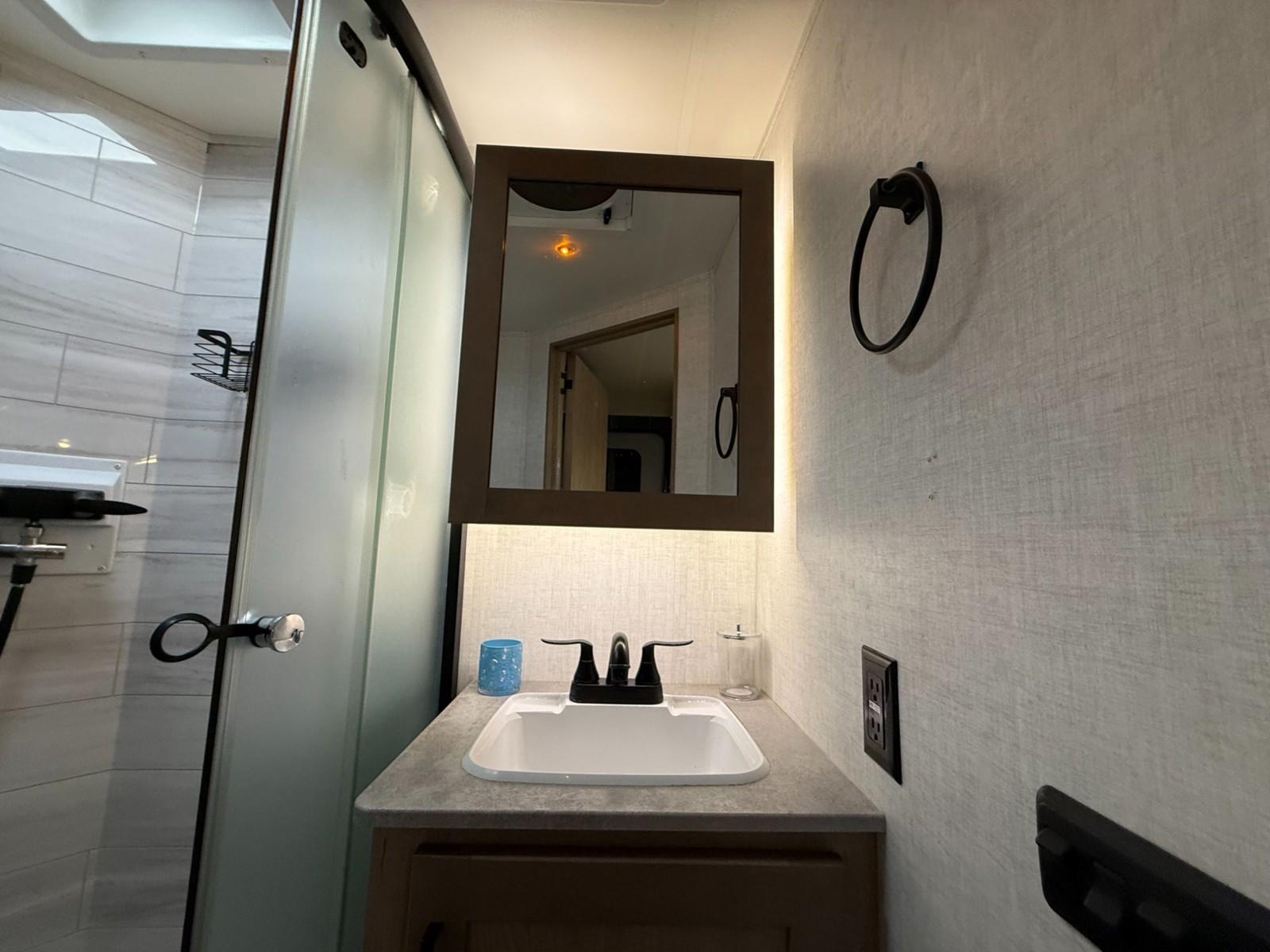 2023 Ember RV 2023 Ember RV Overland - thumbnail 17