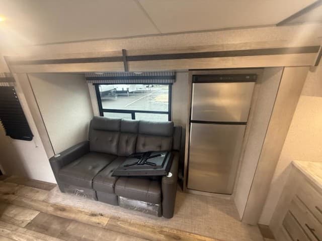 2022 Z  2022 Z  Connect - thumbnail 8