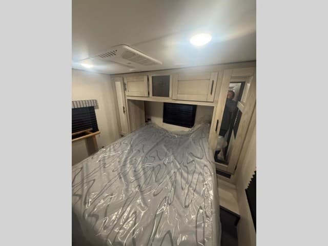 2022 Z  2022 Z  Connect - thumbnail 10