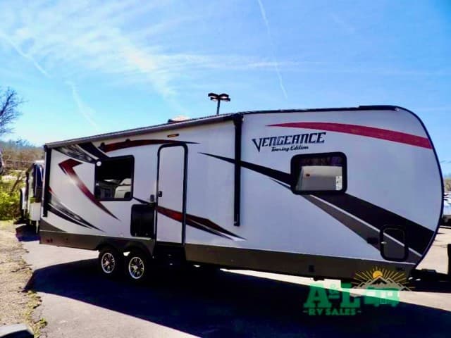 2017 Forest River 2017 Forest River Vengeance - thumbnail 3