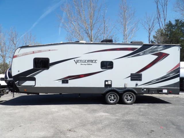 2017 Forest River 2017 Forest River Vengeance - thumbnail 4