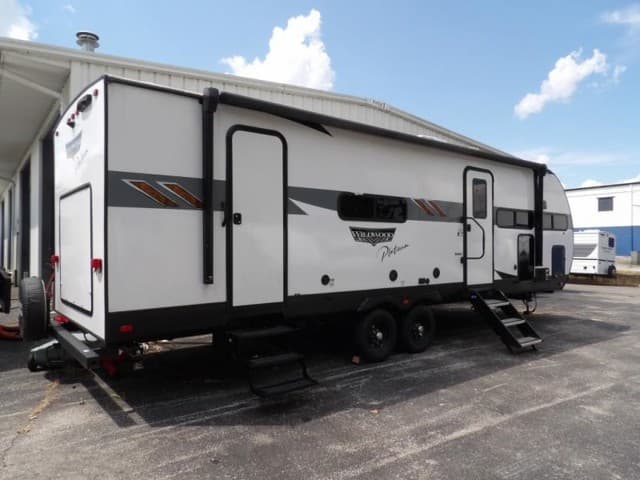 2024 Forest River 2024 Forest River Wildwood X-Lite - thumbnail 3