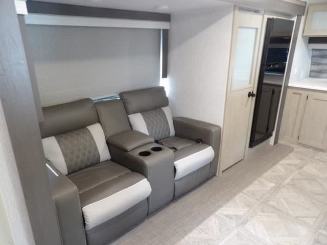 2024 Forest River 2024 Forest River Wildwood X-Lite - thumbnail 11