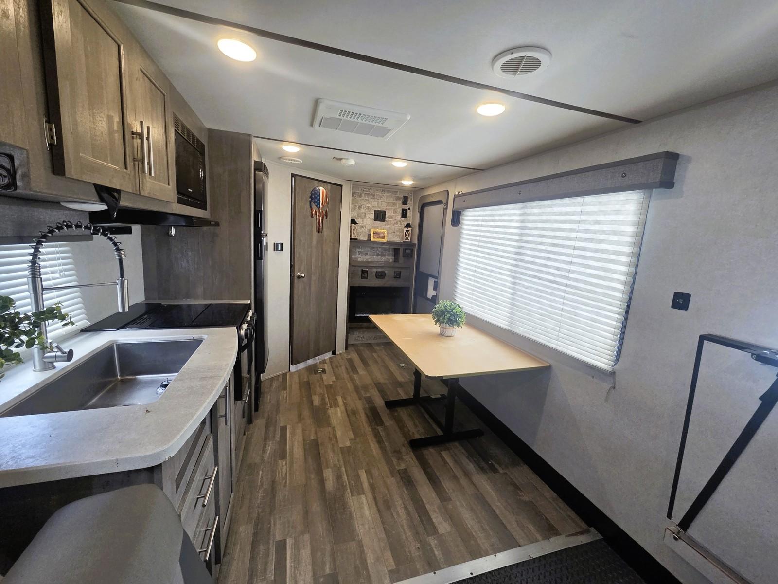 2020 Forest River 2020 Forest River XLR Toyhauler - thumbnail 7