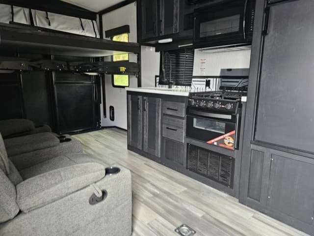 2023 Cruiser RV 2023 Cruiser RV Stryker - thumbnail 11