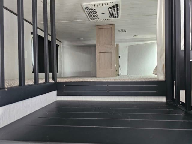 2023 Forest River 2023 Forest River Salem Grand Villa - thumbnail 28