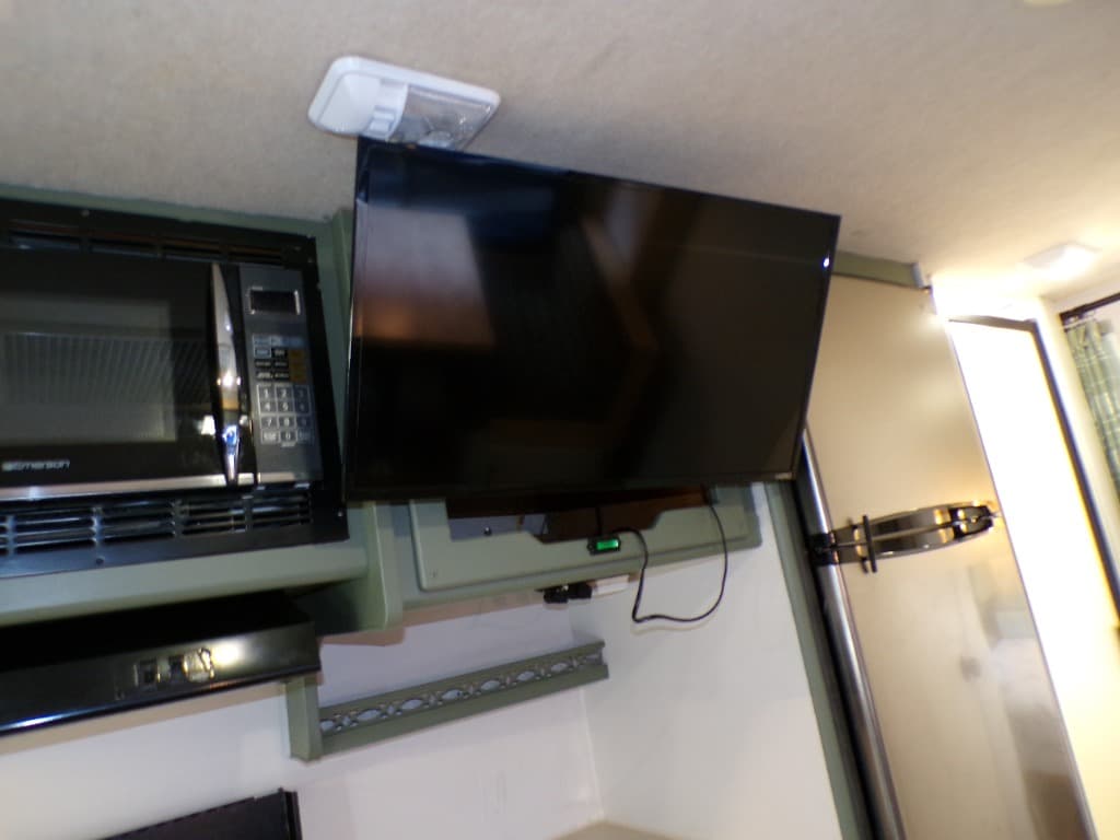 2004 Fleetwood 2004 Fleetwood Tioga SL - thumbnail 28