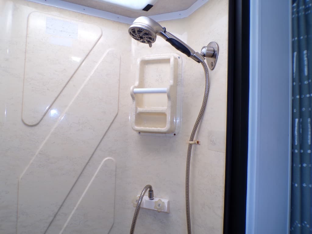 2004 Fleetwood 2004 Fleetwood Tioga SL - thumbnail 56