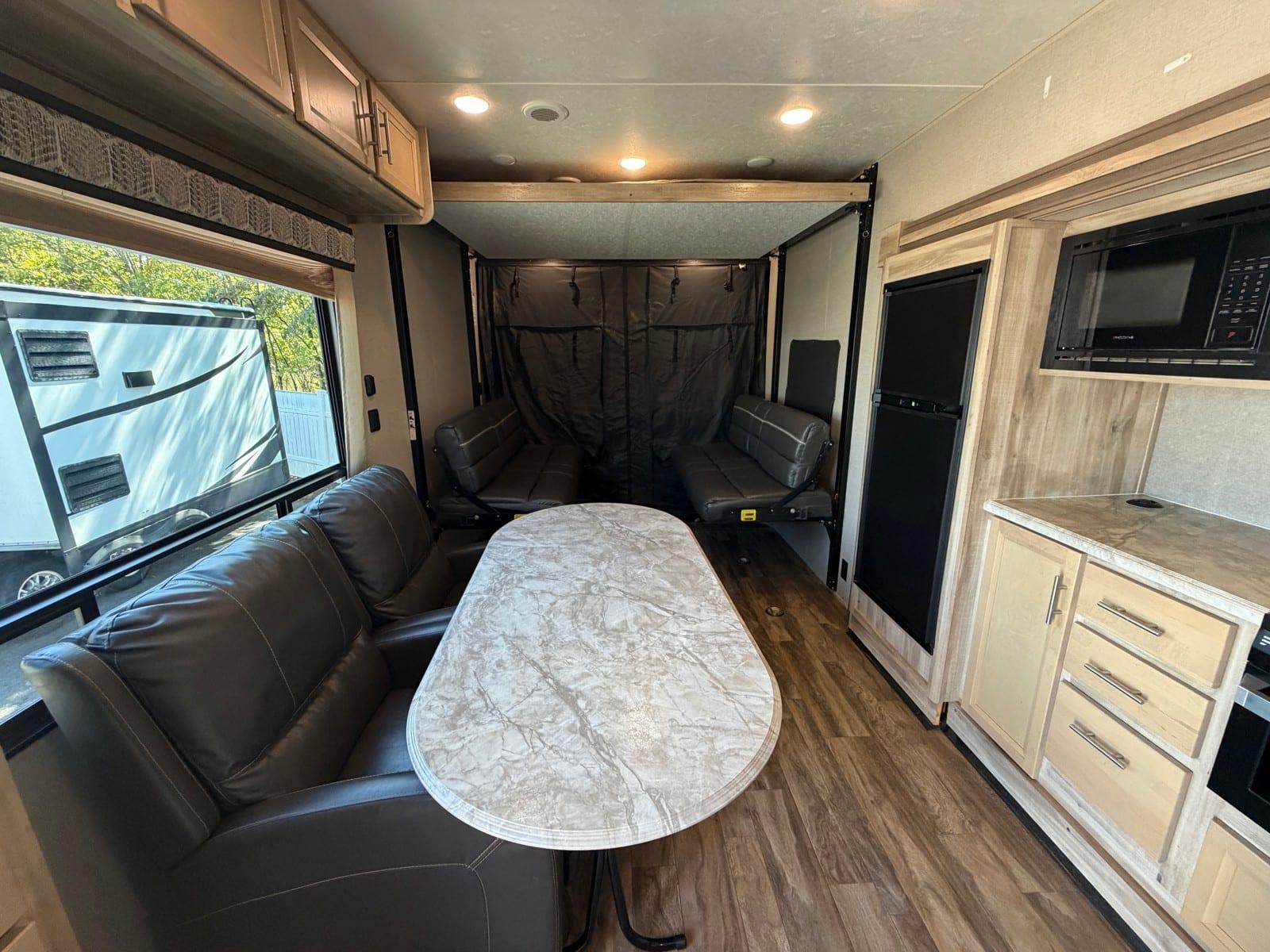 2020 Coachmen 2020 Coachmen Catalina Trail Blazer - thumbnail 9