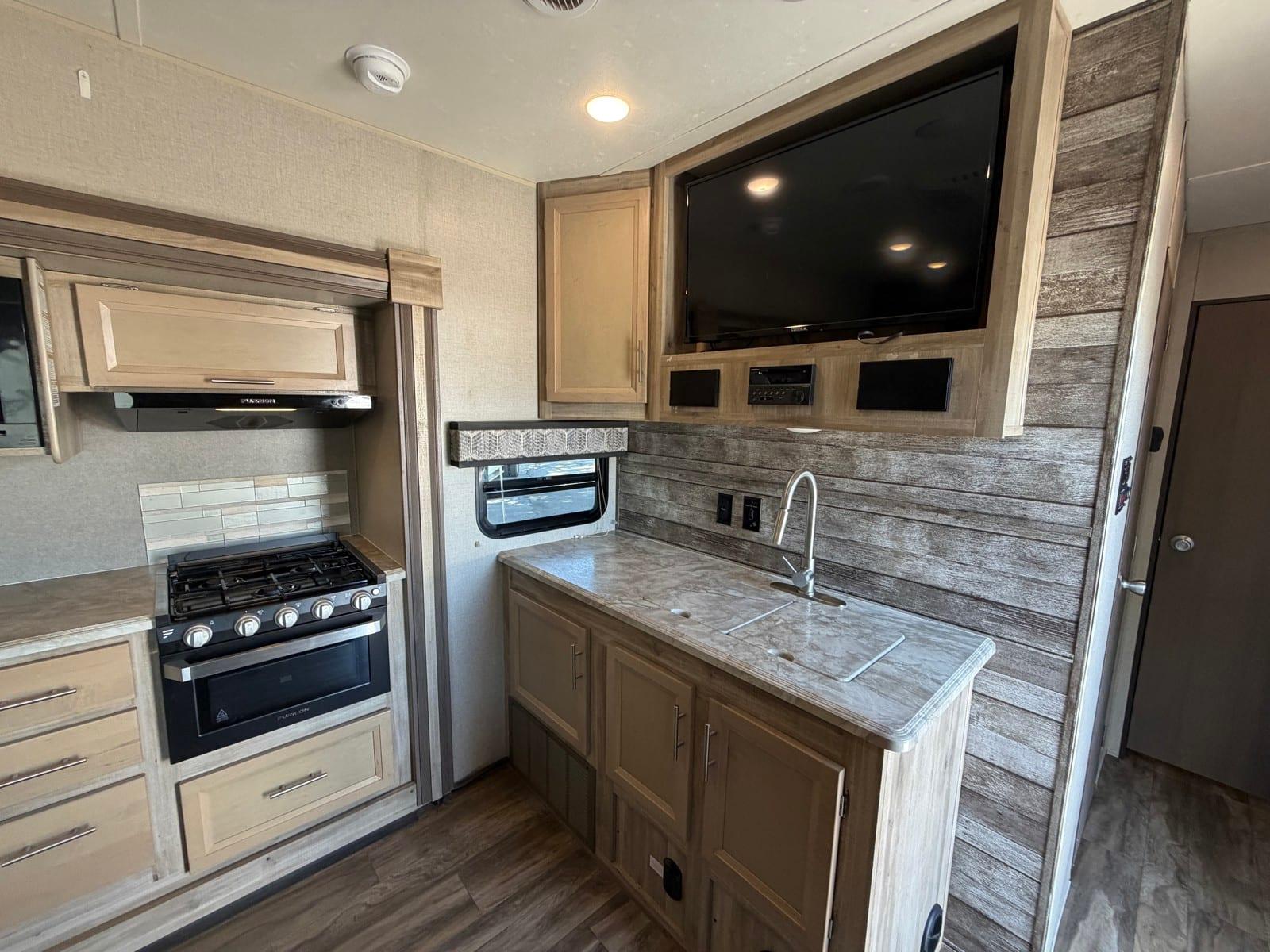 2020 Coachmen 2020 Coachmen Catalina Trail Blazer - thumbnail 13