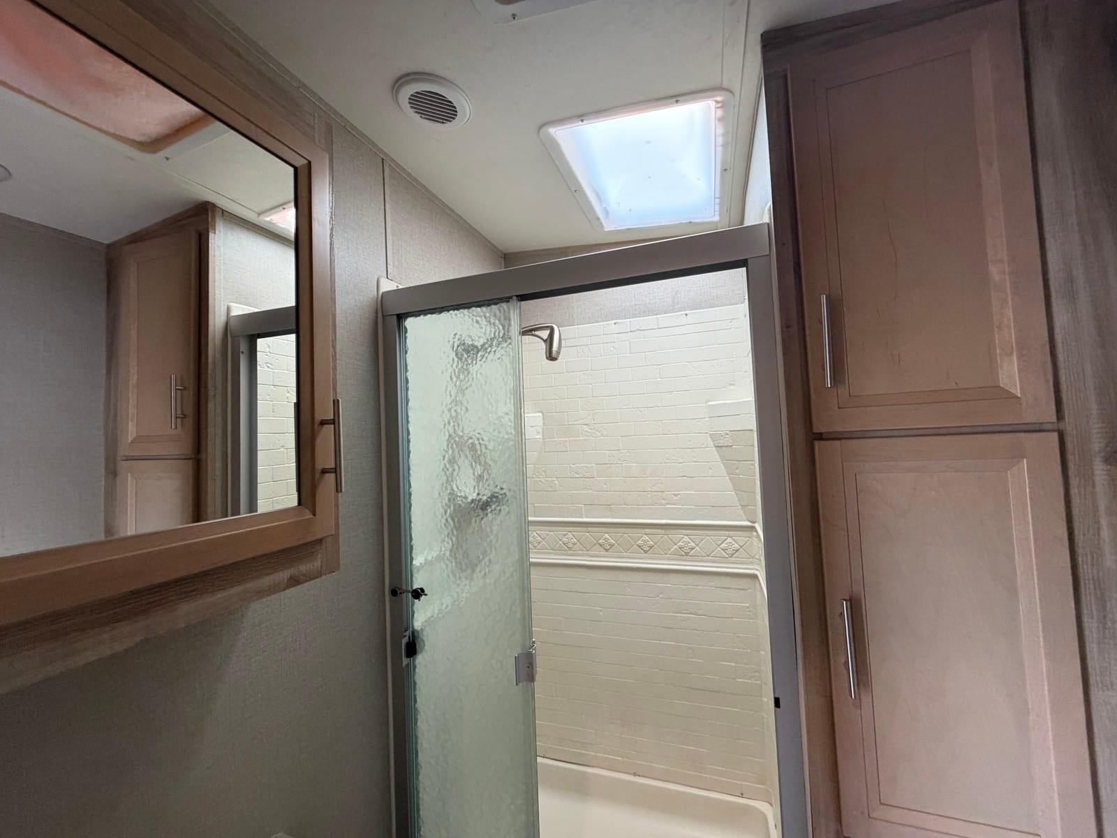 2020 Coachmen 2020 Coachmen Catalina Trail Blazer - thumbnail 14