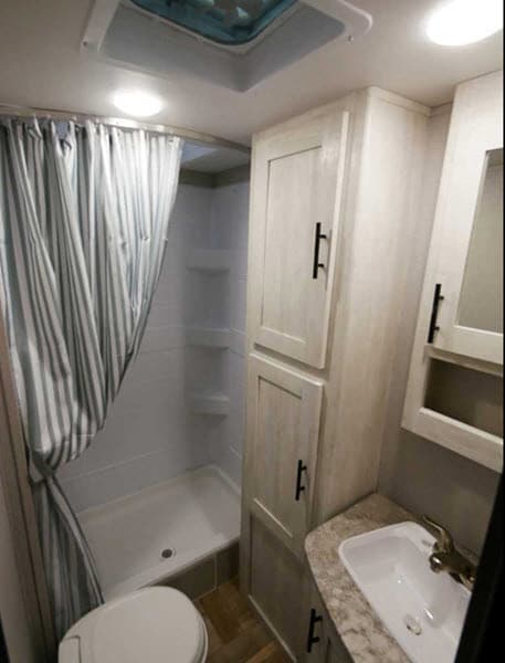 2022 Shasta 2022 Shasta Oasis - thumbnail 22