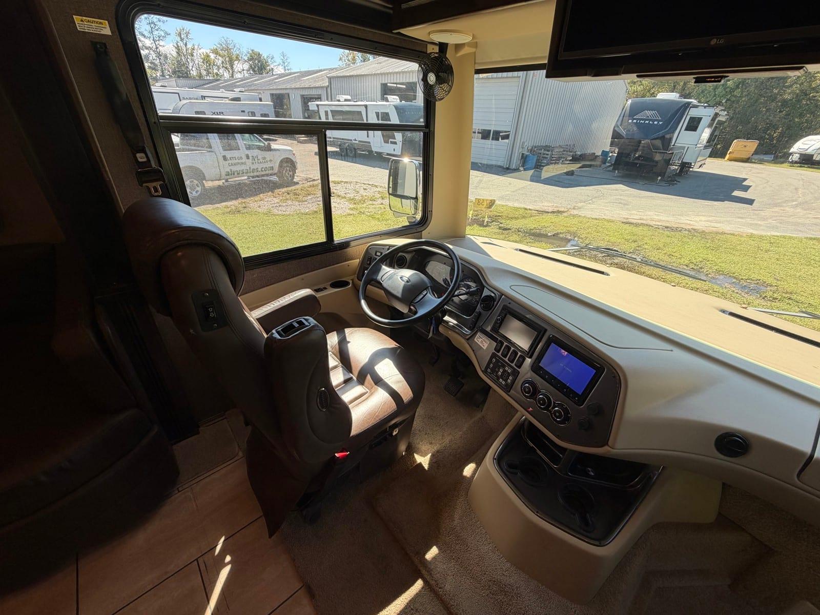 2017 Tiffin Motorhomes 2017 Tiffin Motorhomes Open Road Allegro - thumbnail 14