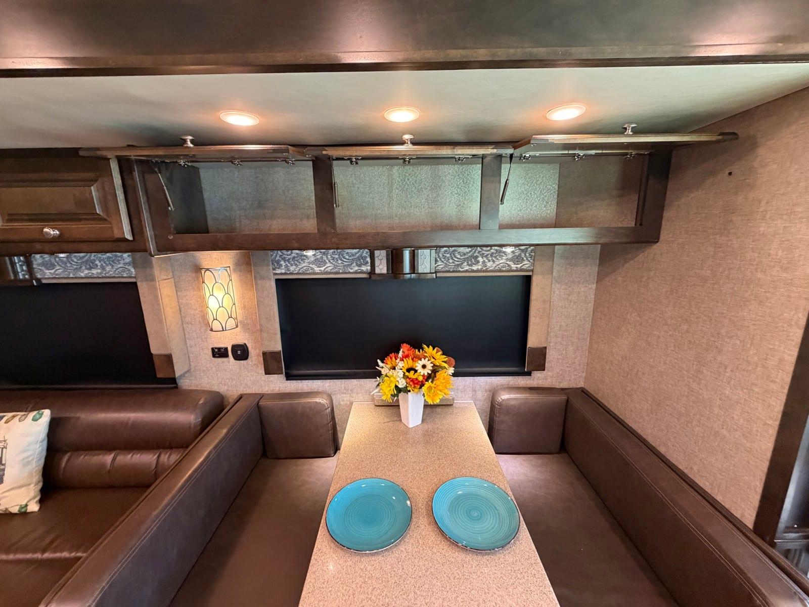 2017 Tiffin Motorhomes 2017 Tiffin Motorhomes Open Road Allegro - thumbnail 22