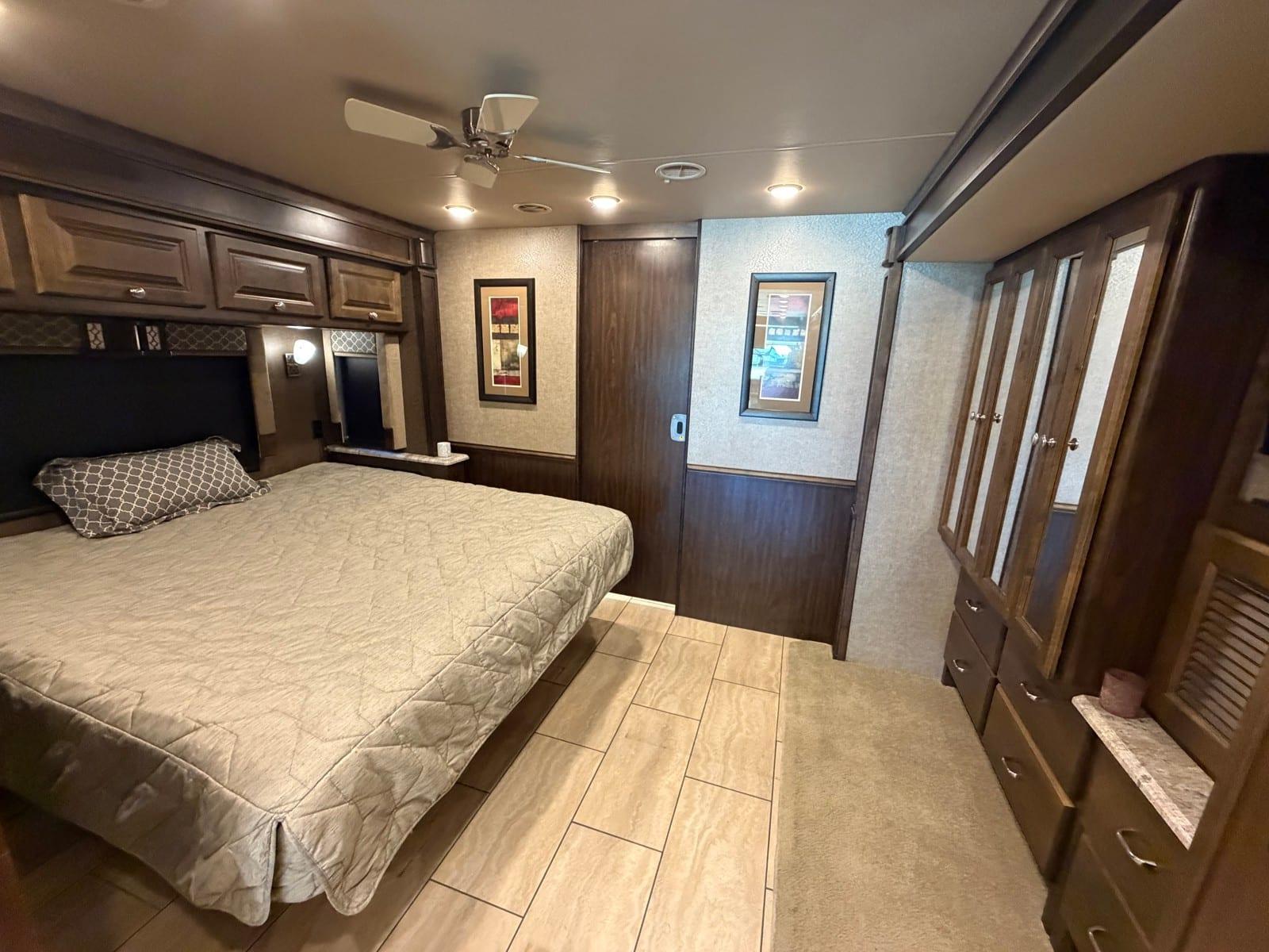 2017 Tiffin Motorhomes 2017 Tiffin Motorhomes Open Road Allegro - thumbnail 46