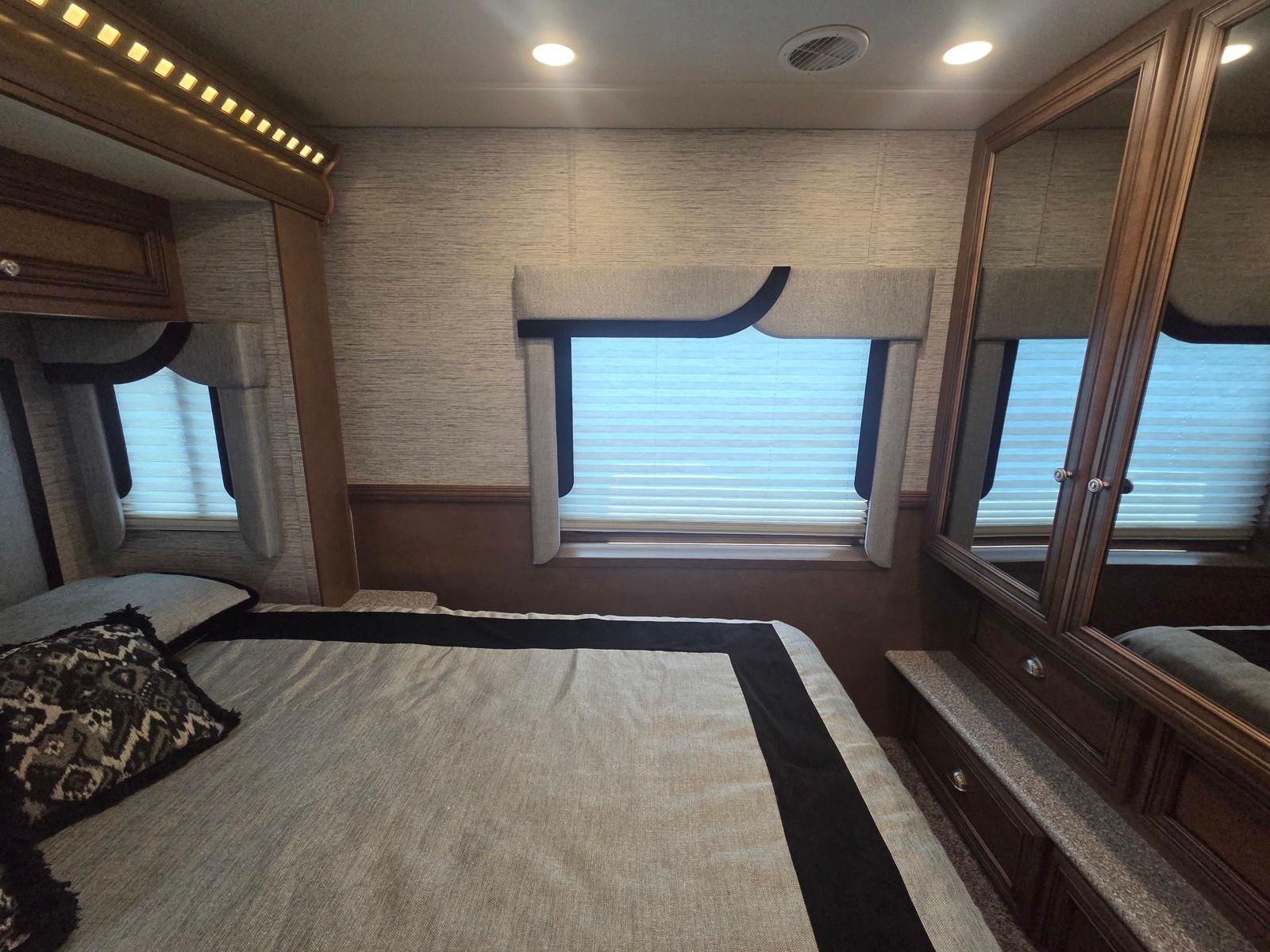2019 Newmar 2019 Newmar Bay Star - thumbnail 17