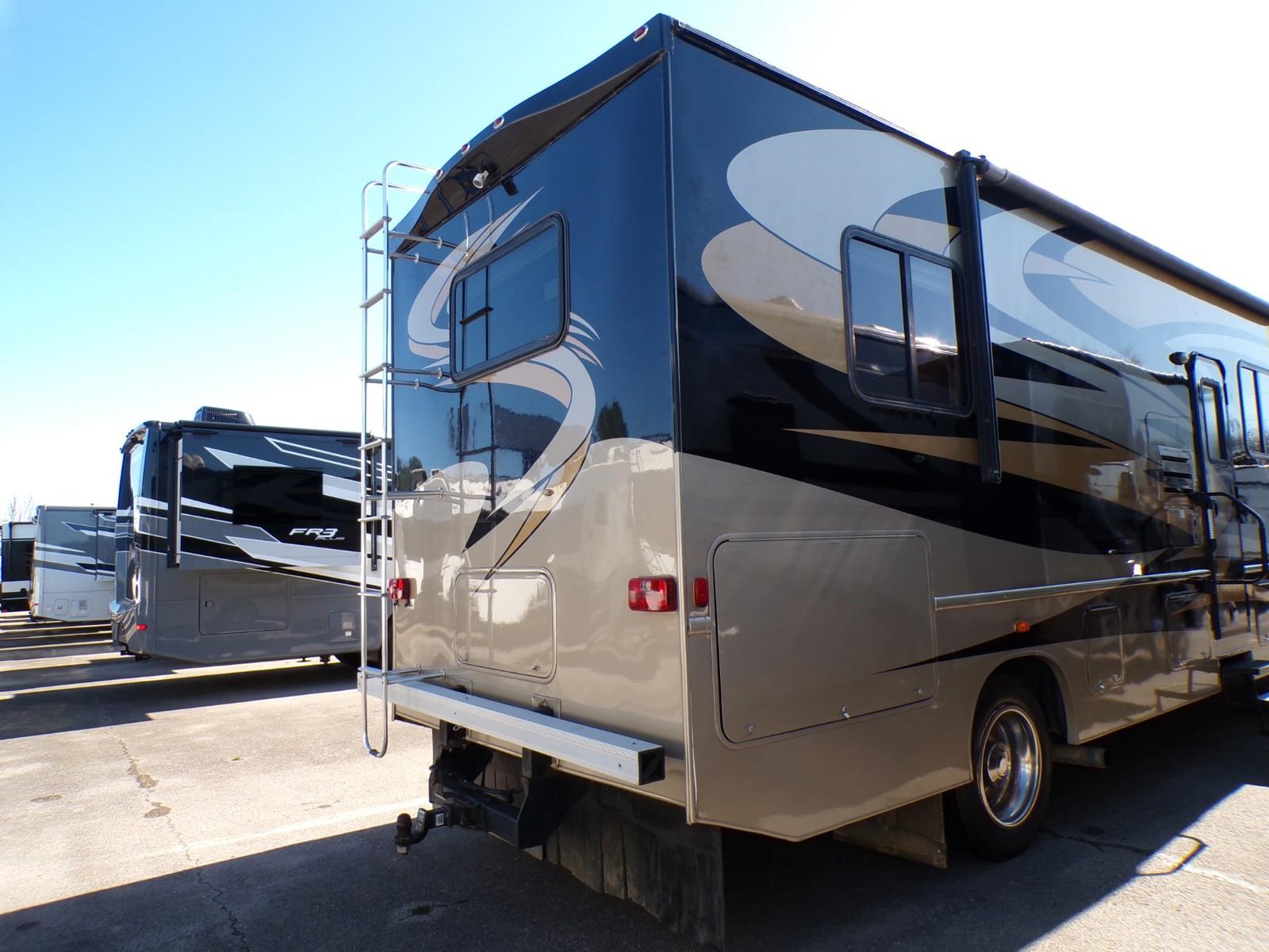 2010 Gulf Stream 2010 Gulf Stream Conquest Super Series - thumbnail 6