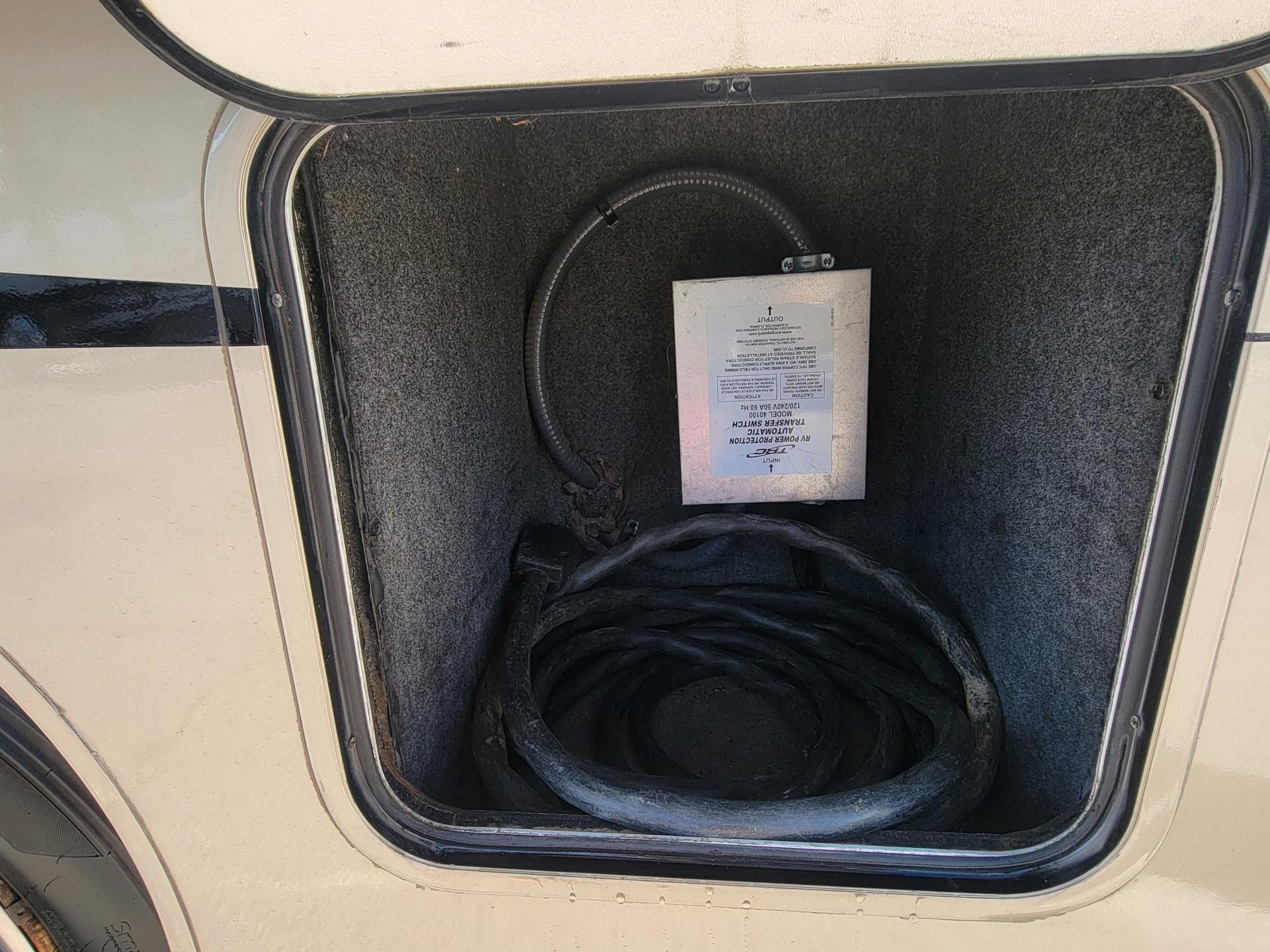 2010 Gulf Stream 2010 Gulf Stream Conquest Super Series - thumbnail 11