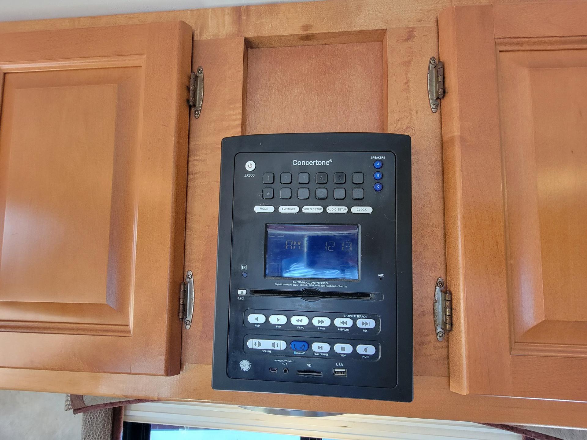 2010 Gulf Stream 2010 Gulf Stream Conquest Super Series - thumbnail 24