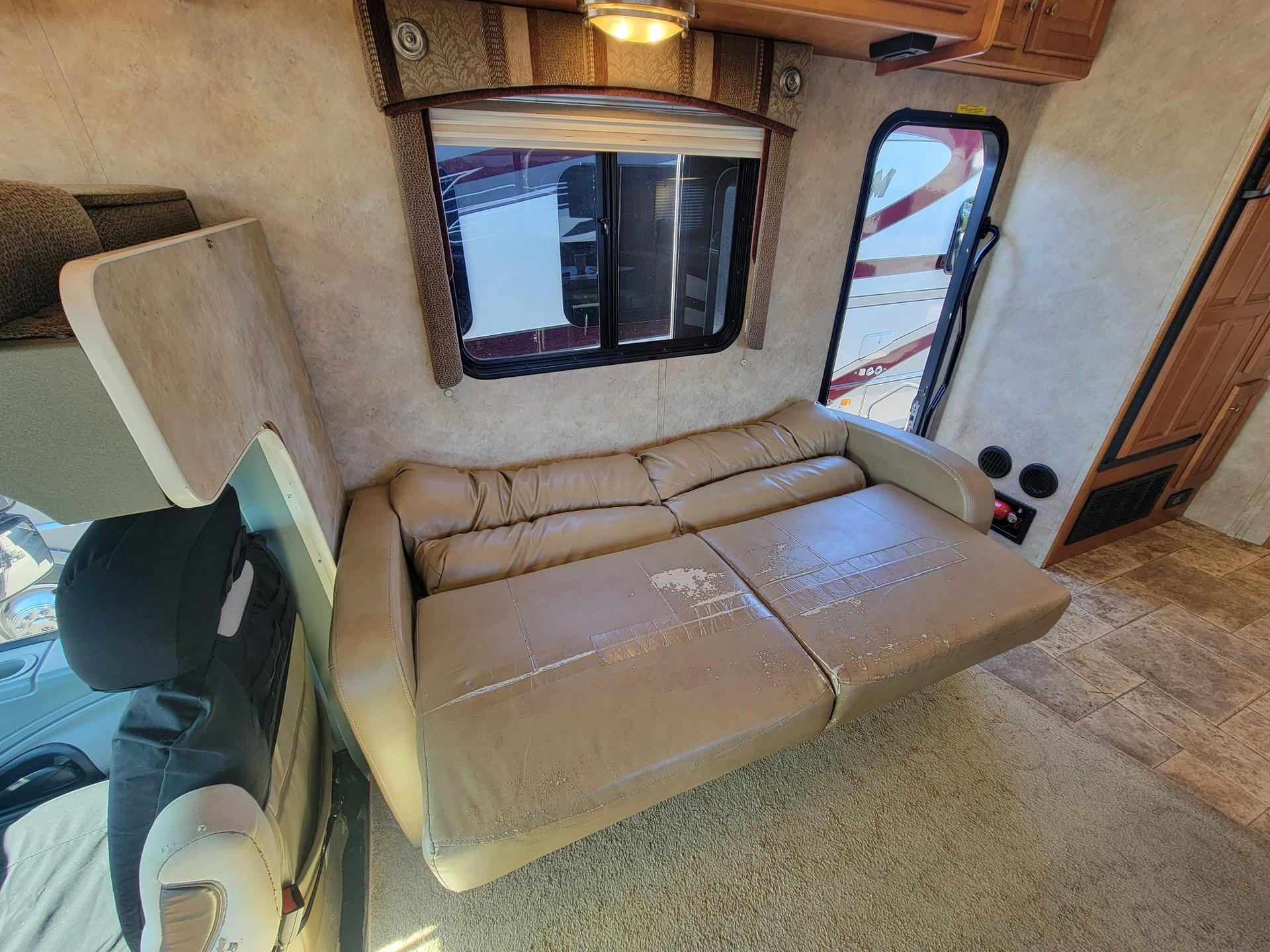 2010 Gulf Stream 2010 Gulf Stream Conquest Super Series - thumbnail 27