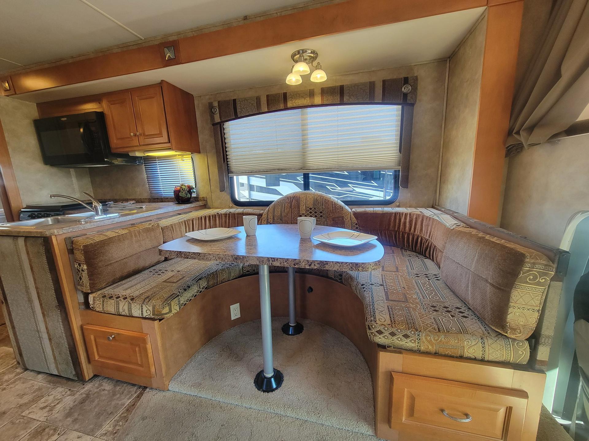 2010 Gulf Stream 2010 Gulf Stream Conquest Super Series - thumbnail 28