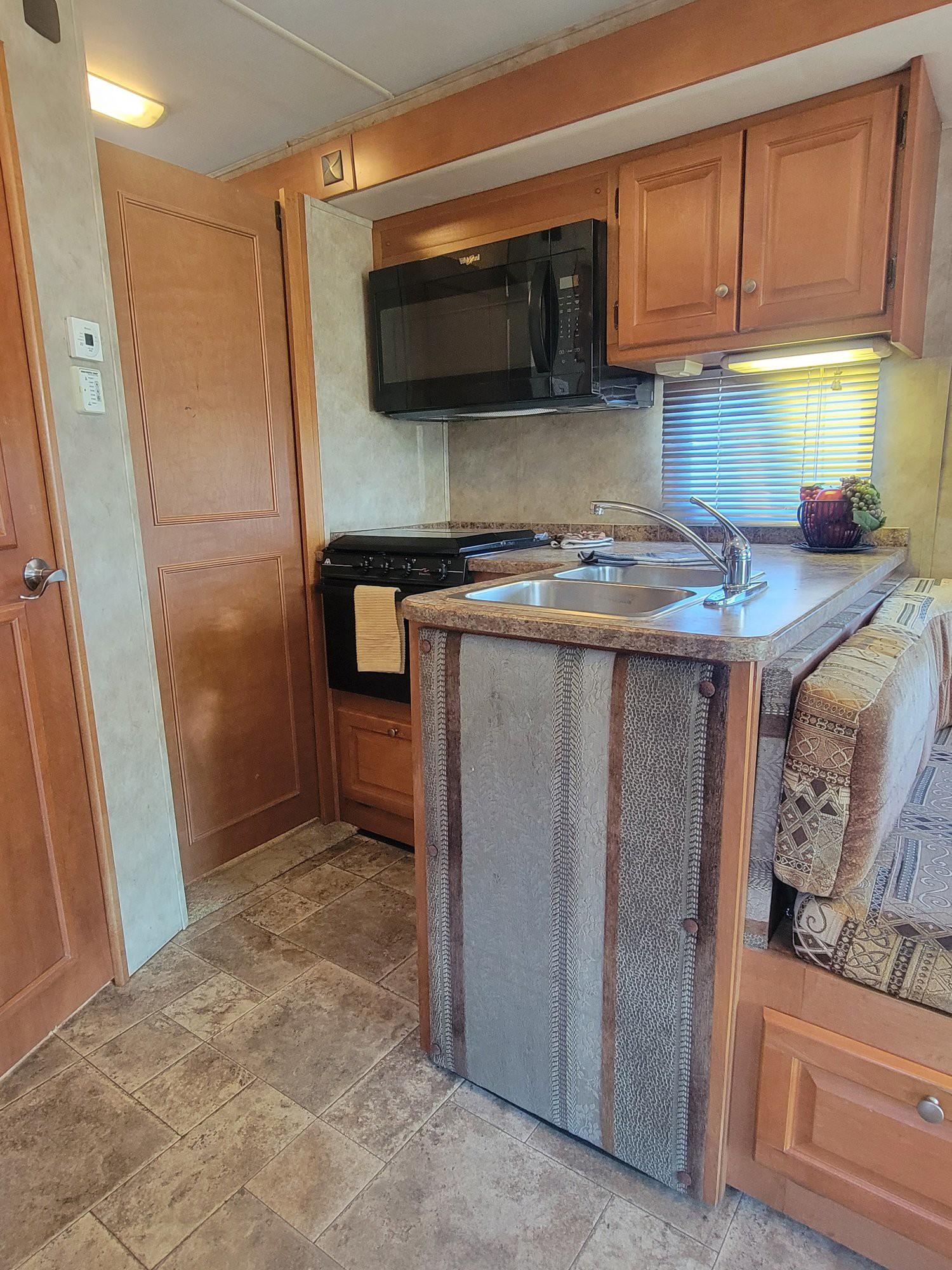 2010 Gulf Stream 2010 Gulf Stream Conquest Super Series - thumbnail 30