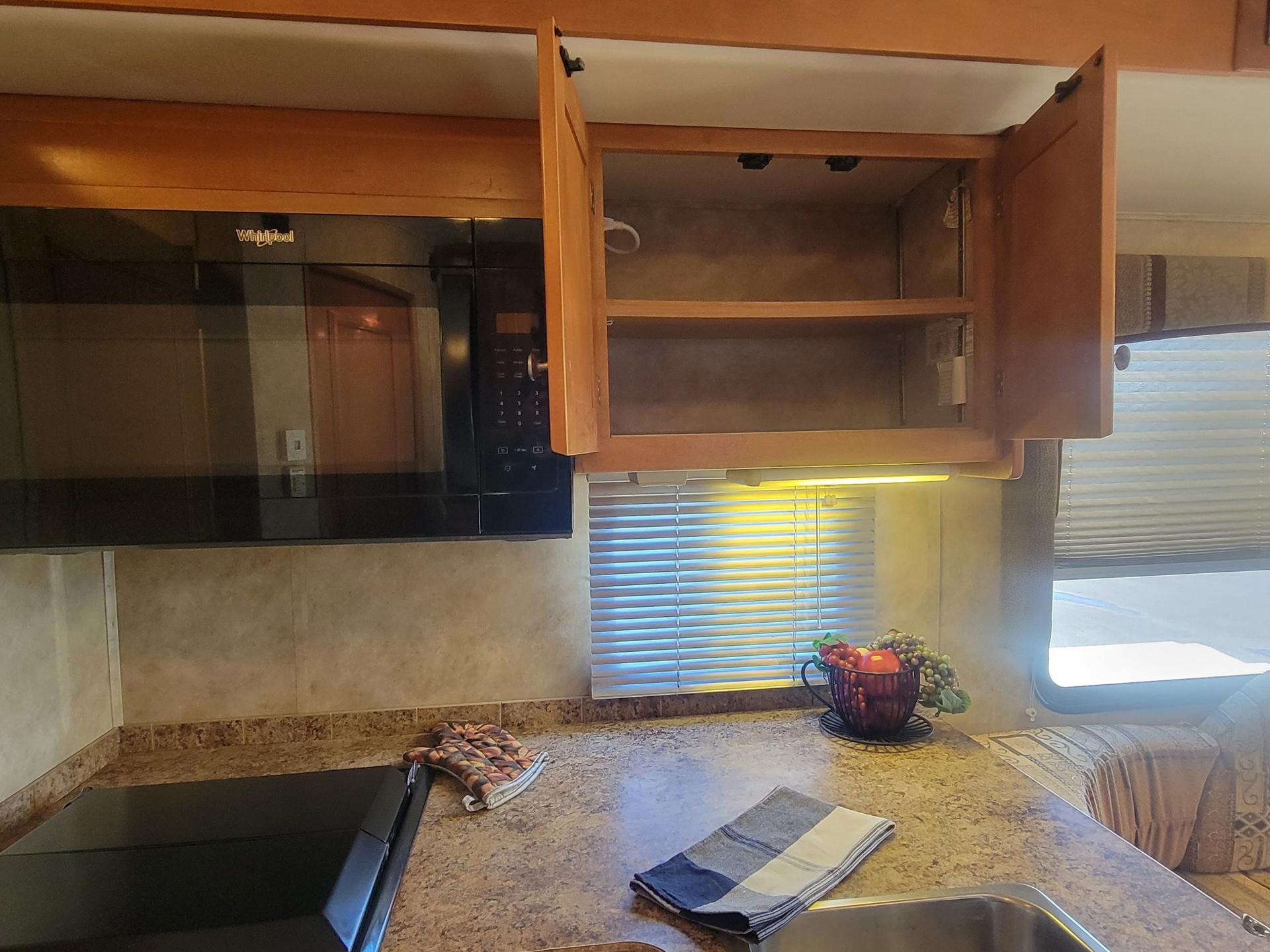 2010 Gulf Stream 2010 Gulf Stream Conquest Super Series - thumbnail 31