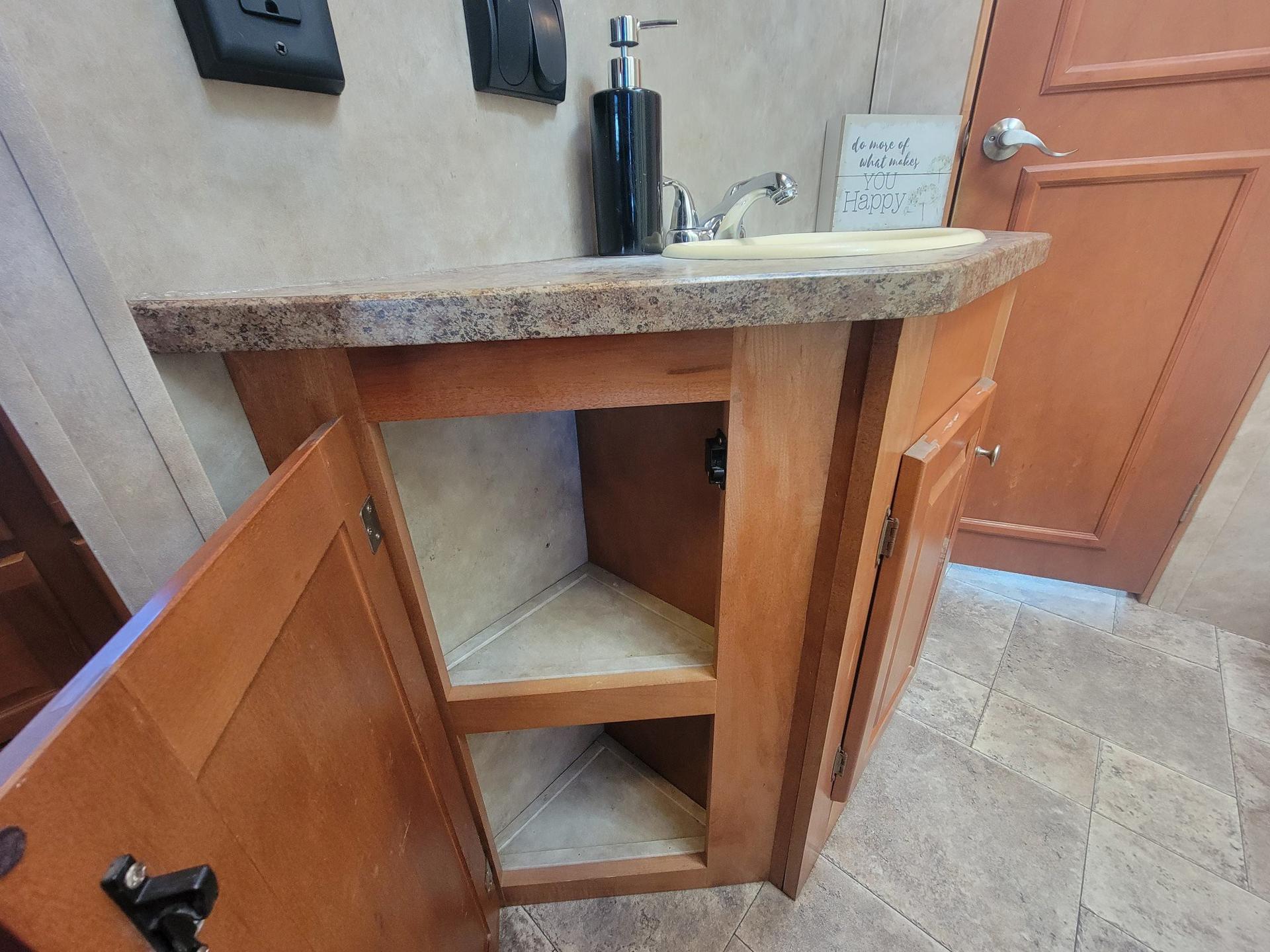 2010 Gulf Stream 2010 Gulf Stream Conquest Super Series - thumbnail 53