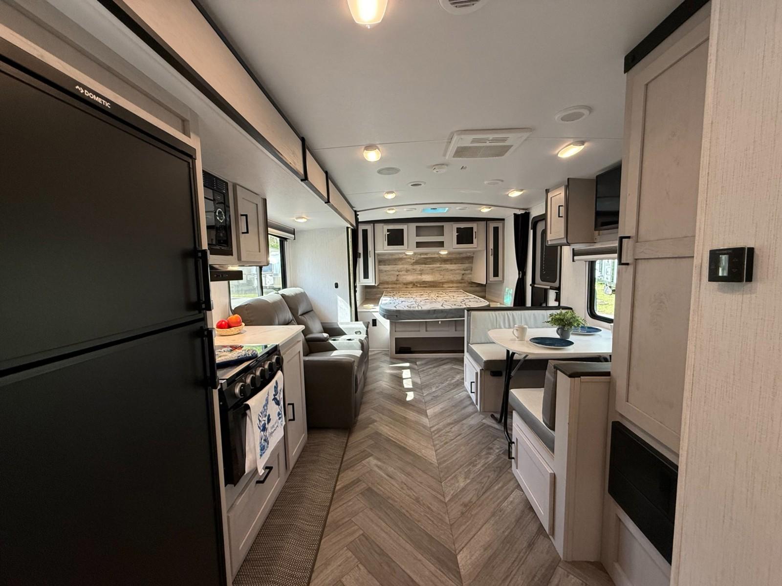 2023 Heartland 2023 Heartland Mallard - thumbnail 6