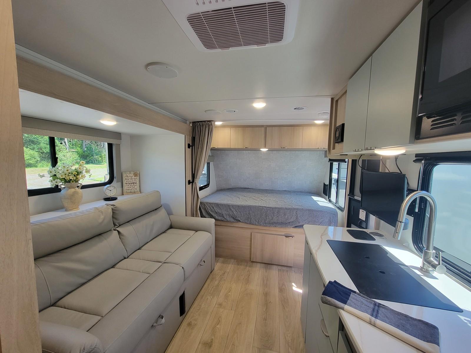 2025 Winnebago 2025 Winnebago Micro Minnie - thumbnail 13