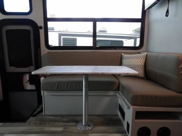 2024 Holiday Rambler 2024 Holiday Rambler Admiral - thumbnail 11