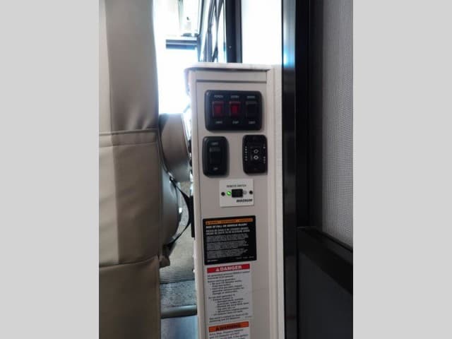 2024 Holiday Rambler 2024 Holiday Rambler Admiral - thumbnail 28