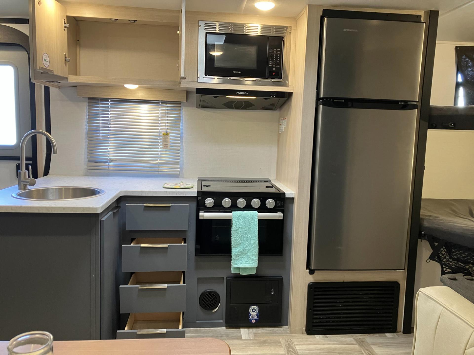 2024 Prime Time RV 2024 Prime Time RV Tracer - thumbnail 4