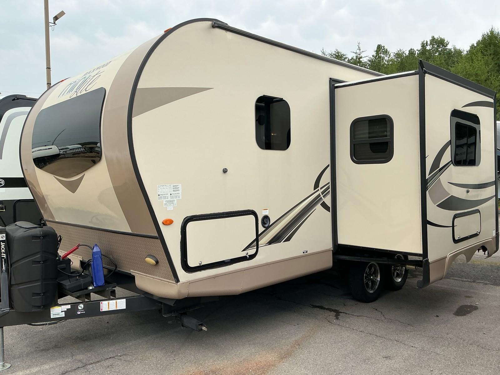 2019 Rockwood 2019 Rockwood Mini Lite Series - thumbnail 17