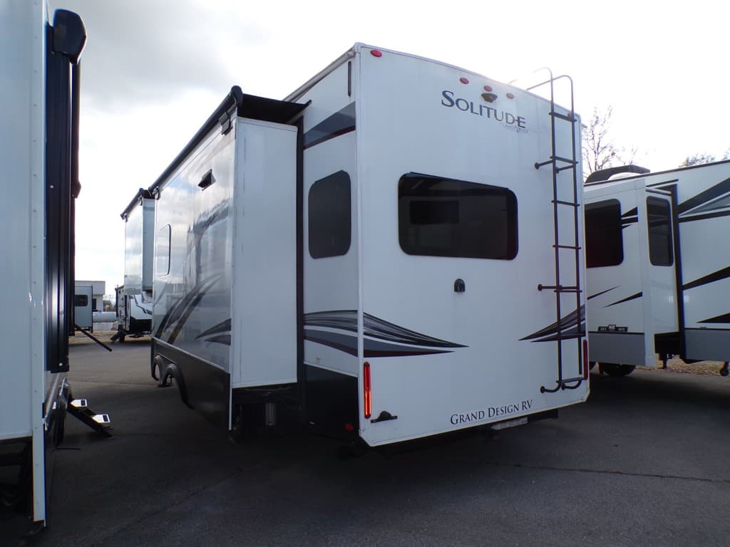 2022 Grand Design 2022 Grand Design Solitude - thumbnail 5