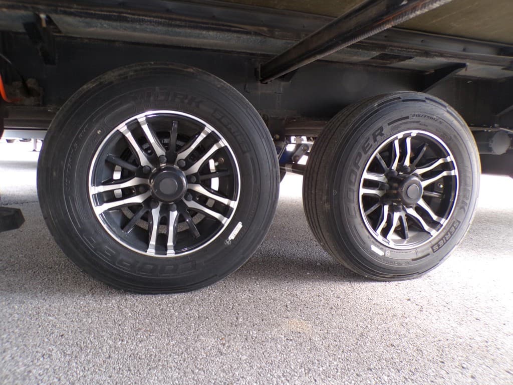 2022 Grand Design 2022 Grand Design Solitude - thumbnail 7