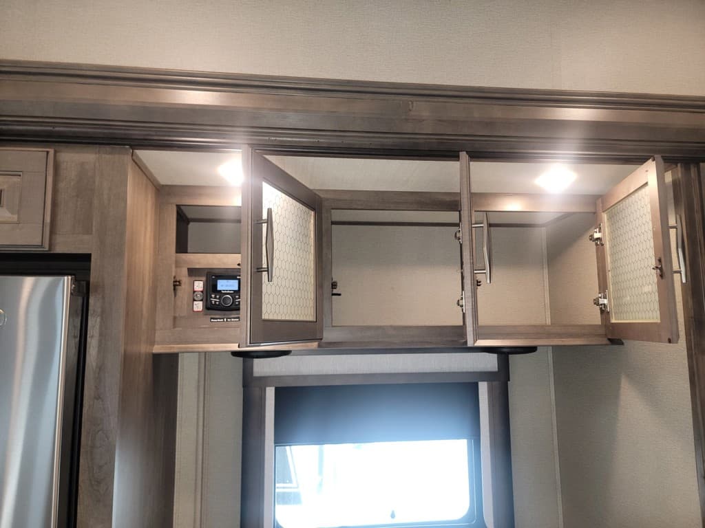 2022 Grand Design 2022 Grand Design Solitude - thumbnail 20