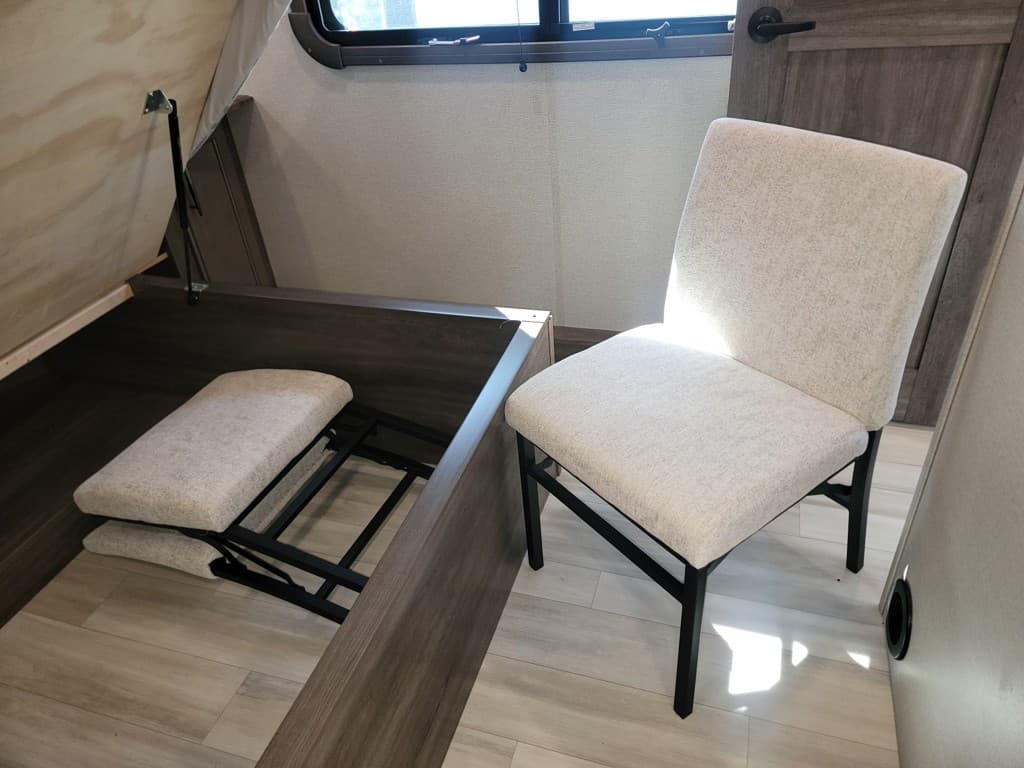 2022 Grand Design 2022 Grand Design Solitude - thumbnail 56