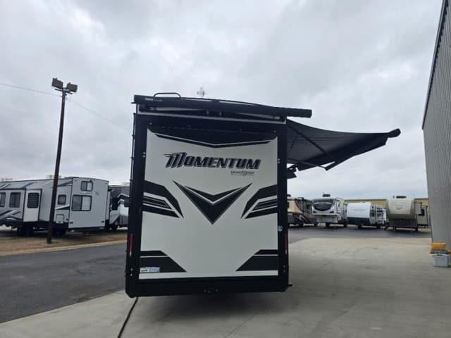 2024 Grand Design 2024 Grand Design Momentum M-Class - thumbnail 8