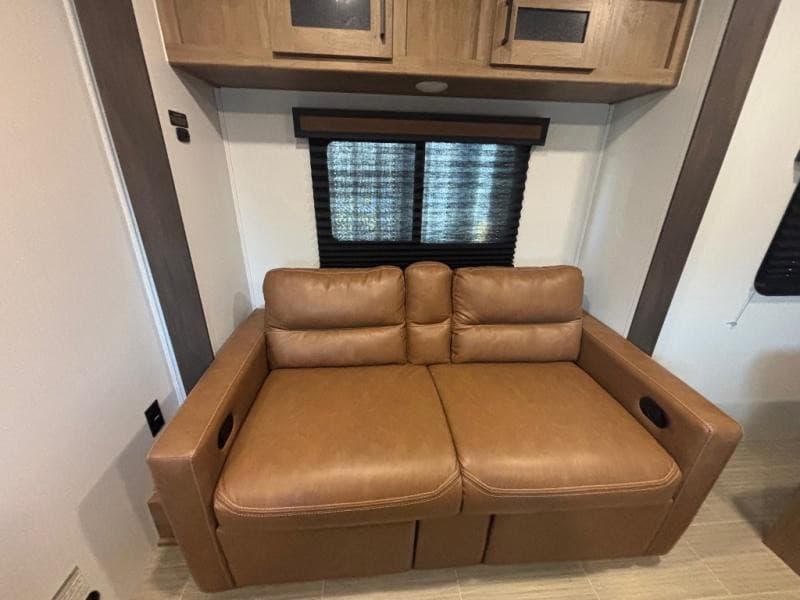 2024 Coachmen 2024 Coachmen Freedom Express Ultra Lite - thumbnail 11