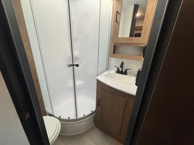 2024 Coachmen 2024 Coachmen Freedom Express Ultra Lite - thumbnail 16