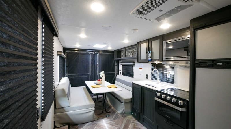 2022 Forest River 2022 Forest River Ozark - thumbnail 6